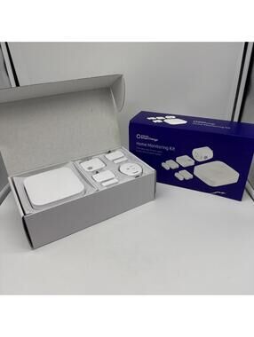 New Samsung SmartThings STH-ETH-250 2nd Generation Smart Home Monitoring Kit